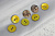 (п241114) World of buttons, Пуговицы из ракушки, 13мм, жёлто-зелёный